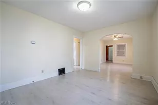 688 Kipling St, Akron, OH 44306 - Photo 15