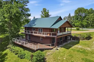 1068 Evening Star Dr, Roaming Shores, OH 44085 - Photo 5