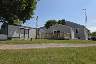 15090 Louisville St NE, Minerva, OH 44657 - Photo 5