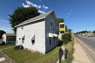 104 Chestnut St, Coshocton, OH 43812 - Photo 5