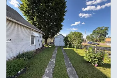 104 Chestnut Street, Coshocton, OH 43812 - Photo 3