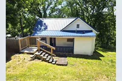 117 Dean Street, Marietta, OH 45750 - Photo 1