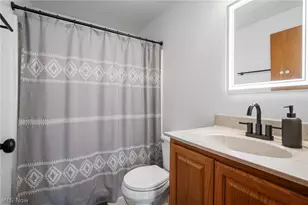 610 Koerber Ave, Akron, OH 44314 - Photo 27