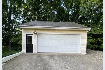 1704 N 14th Street, Cambridge, OH 43725 - Photo 3