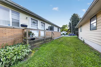 1095 Saint Michaels Avenue, Akron, OH 44320 - Photo 19