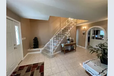 7947 Orianna Street, Brecksville, OH 44141 - Photo 3