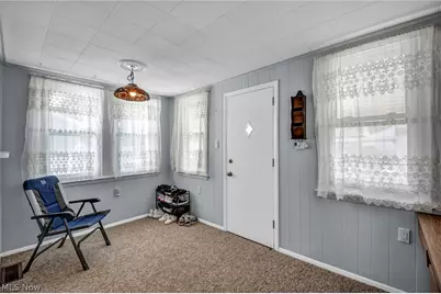 424 E 326th Street, Willowick, OH 44095 - Photo 9