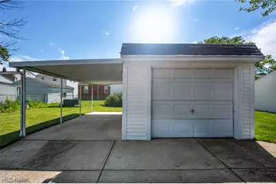 424 E 326th Street, Willowick, OH 44095 - Photo 33