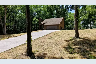 2883 Mara Loma Circle, Wooster, OH 44691 - Photo 9