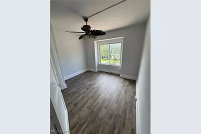 9409 Empire Avenue, Loveland, OH 44108 - Photo 7