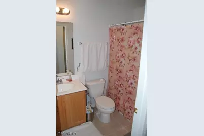 105 Limestone Court, Berea, OH 44017 - Photo 9