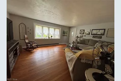 6601 Mapleton Street SE, East Canton, OH 44730 - Photo 11