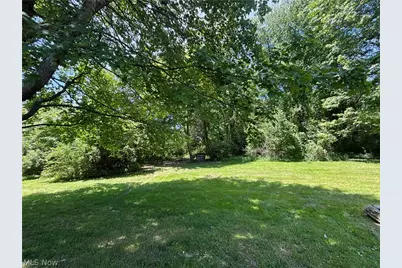 6601 Mapleton Street SE, East Canton, OH 44730 - Photo 23