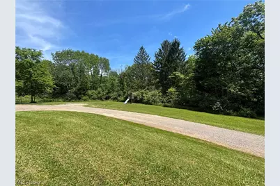 6601 Mapleton Street SE, East Canton, OH 44730 - Photo 21