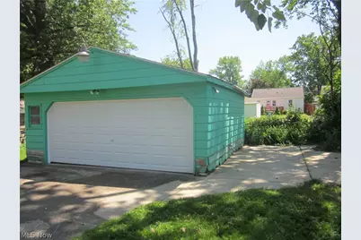 12503 Lena Avenue, Loveland, OH 44135 - Photo 3