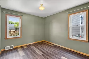 5814 Charles Ave, Parma, OH 44129 - Photo 19