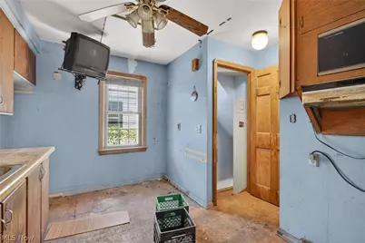17110 Puritas Avenue, Loveland, OH 44135 - Photo 21