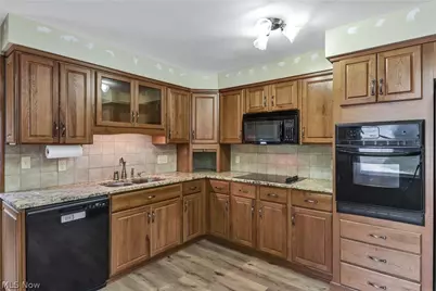 301 Crosse Road, Amherst, OH 44001 - Photo 23