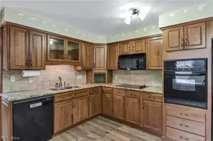 301 Crosse Rd, Amherst, OH 44001 - Photo 23