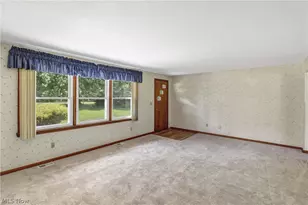 301 Crosse Rd, Amherst, OH 44001 - Photo 15