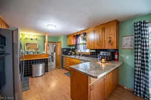 916 Marion Ave NW, Massillon, OH 44646 - Photo 11