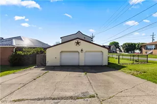 3741 Woodlawn Way, Weirton, WV 26062 - Photo 5