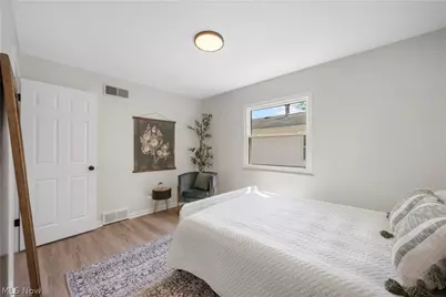 1270 Chandler Avenue, Akron, OH 44314 - Photo 11