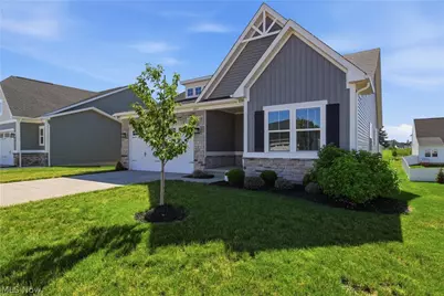 6877 Harrington Court Avenue NE, Canton, OH 44721 - Photo 3