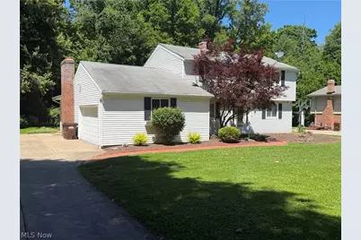 8094 Rolling Brook Road, Northfield, OH 44067 - Photo 3