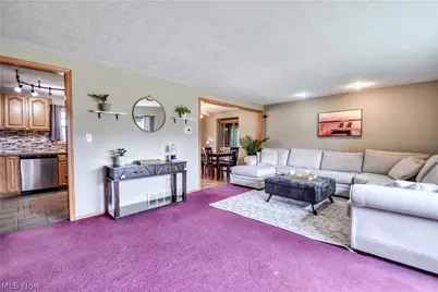36388 Sunset Drive, Eastlake, OH 44095 - Photo 9