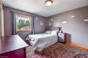 36388 Sunset Dr, Eastlake, OH 44095 - Photo 17