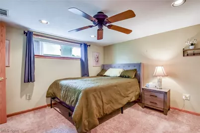 36388 Sunset Drive, Eastlake, OH 44095 - Photo 13