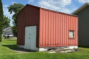 307 Florence St, Belpre, OH 45714 - Photo 23