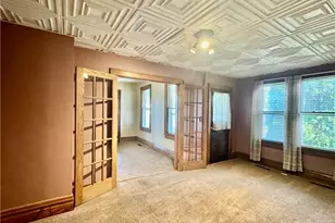 307 Florence St, Belpre, OH 45714 - Photo 7