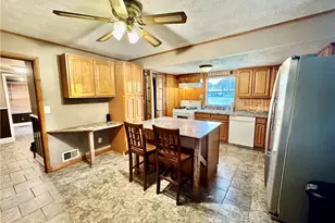 307 Florence St, Belpre, OH 45714 - Photo 9