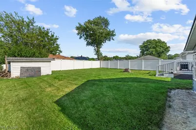 3053 Chris Avenue, Lorain, OH 44052 - Photo 5