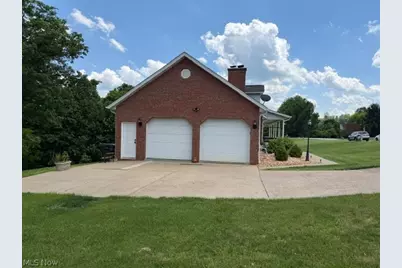 66599 Anna Drive, St Clairsville, OH 43950 - Photo 9