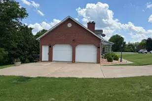 66599 Anna Dr, St Clairsville, OH 43950 - Photo 9