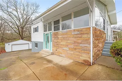 1332 Carnegie Avenue, Akron, OH 44314 - Photo 3