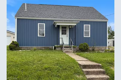 201 Heights Street, Weirton, WV 26062 - Photo 1