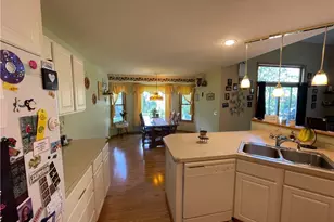 8603 Murray Rd, Valleyview, OH 44125 - Photo 3