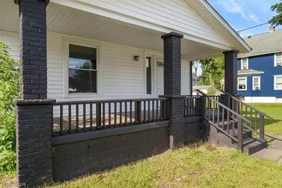 2235 Winfield Way NE, Canton, OH 44705 - Photo 3