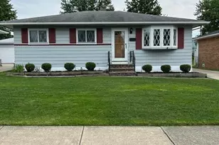 19411 Parkmount Ave, Loveland, OH 44135 - Photo 1
