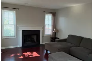 8316 Chester Pkwy, Loveland, OH 44103 - Photo 5
