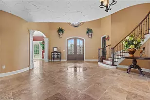 215 Brighton Ln, Hudson, OH 44236 - Photo 5