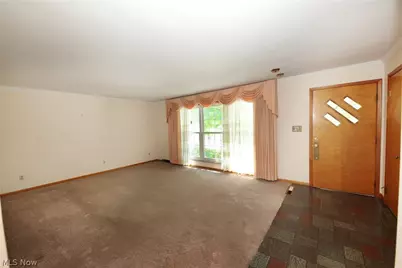 136 Marie Ave., Weirton, WV 26062 - Photo 7