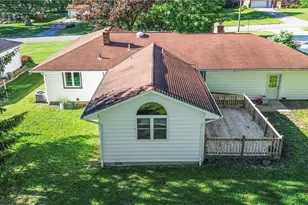 5635 Yorktown Ln, Austintown, OH 44515 - Photo 7