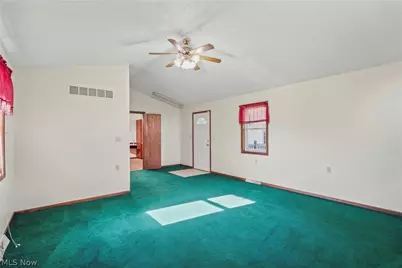 5635 Yorktown Lane, Austintown, OH 44515 - Photo 41
