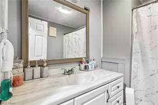 912 Maplewood Ave, Painesville Twp, OH 44077 - Photo 31