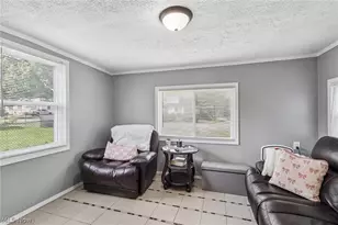 912 Maplewood Ave, Painesville Twp, OH 44077 - Photo 7